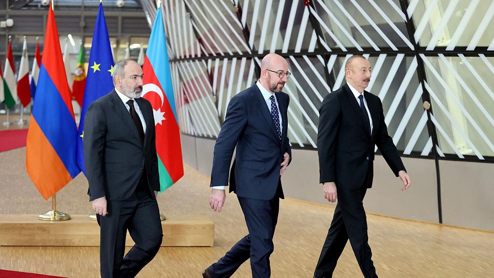 Борьба Брюсселя и Москвы